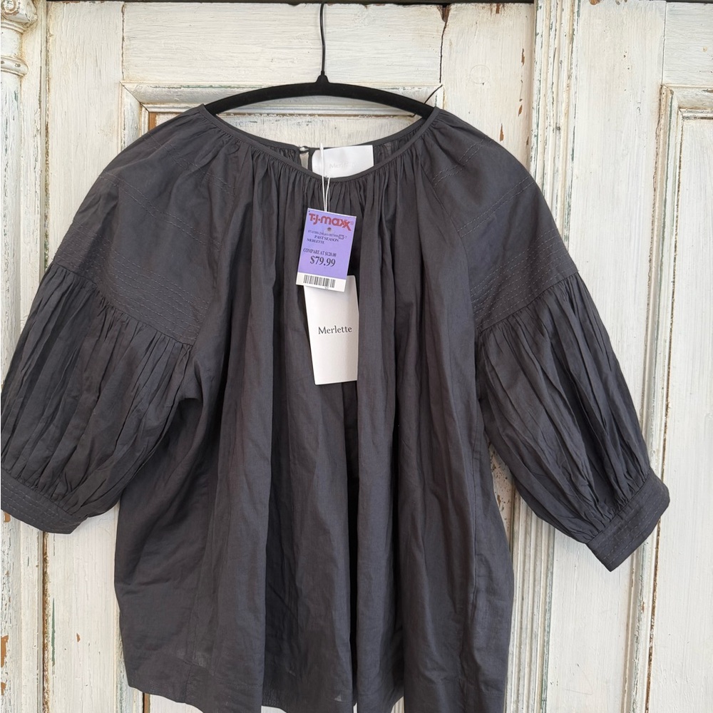Merlette NWT, TJMaxx Runway Graphite cotton top , Size X-Small.